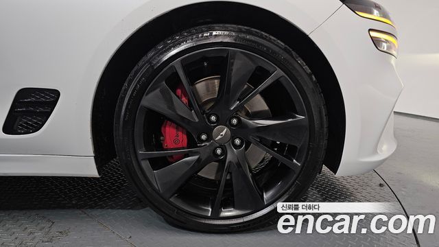 Genesis G70 2021 thumb 6