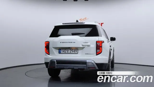 SsangYong Torres 2023 thumb 5