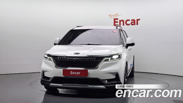 Kia Carnival 2021 thumb 4
