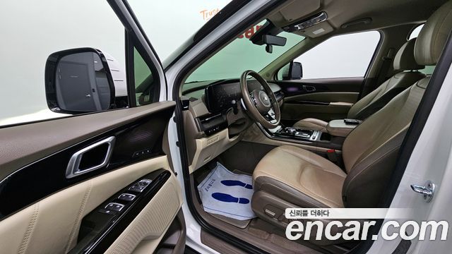 Kia Carnival 2021 thumb 11