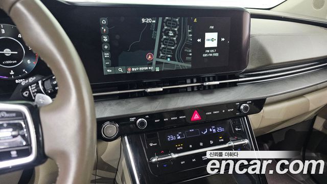 Kia Carnival 2021 thumb 12