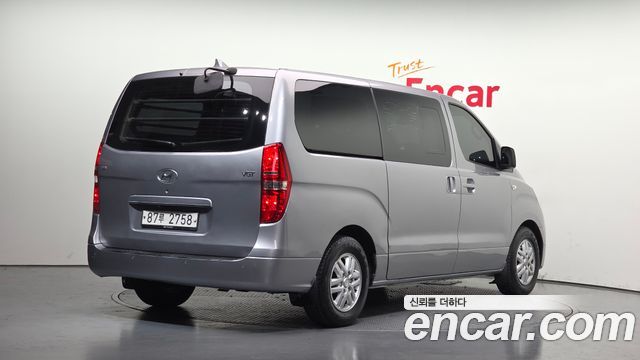 Hyundai Starex 2016 thumb 3
