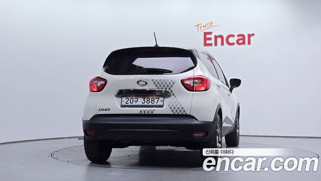 Renault Korea QM3 2015 thumb 4