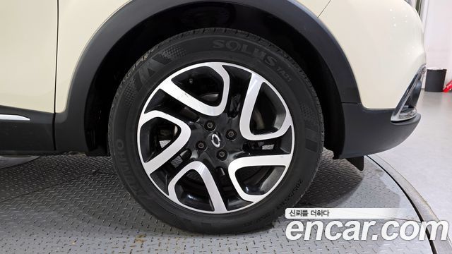 Renault Korea QM3 2015 thumb 5