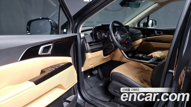 Kia Carnival 2023 thumb 10