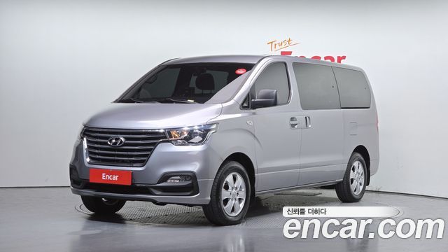 Hyundai Starex 2018 thumb 2