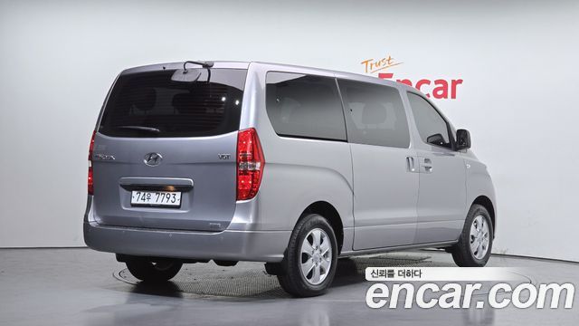 Hyundai Starex 2018 thumb 3