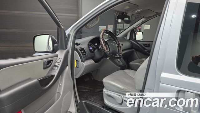 Hyundai Starex 2018 thumb 11