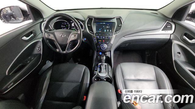 Hyundai Santa Fe 2016 thumb 8