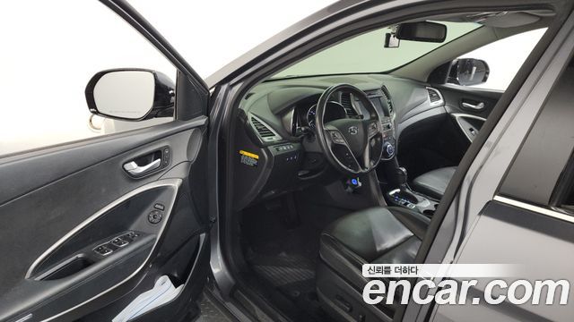 Hyundai Santa Fe 2016 thumb 11