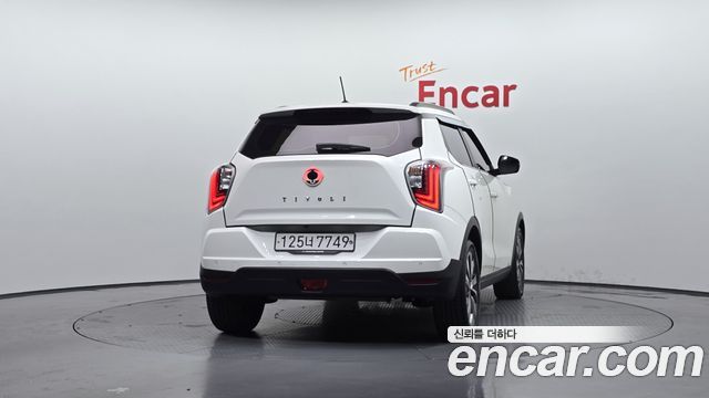 SsangYong Tivoli 2020 thumb 5