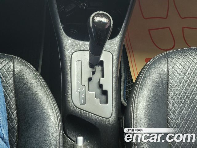 Kia Morning 2011 thumb 10