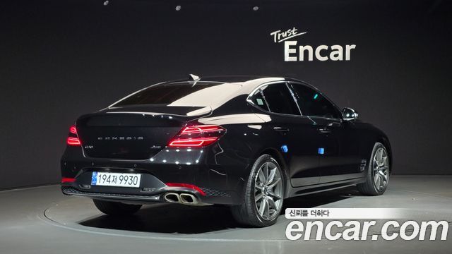 Genesis G70 2022 thumb 3
