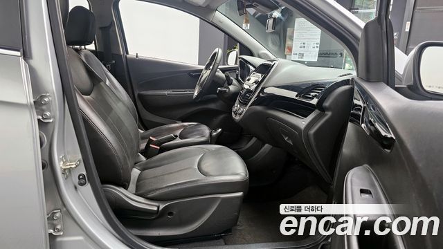 Chevrolet Spark 2016 thumb 10
