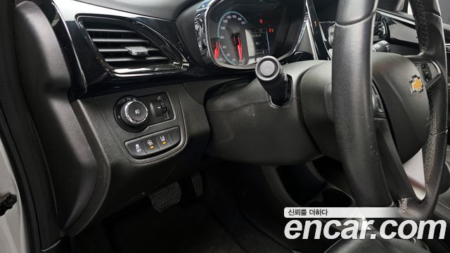 Chevrolet Spark 2016 thumb 12