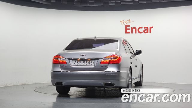 Hyundai Genesis 2011 thumb 4