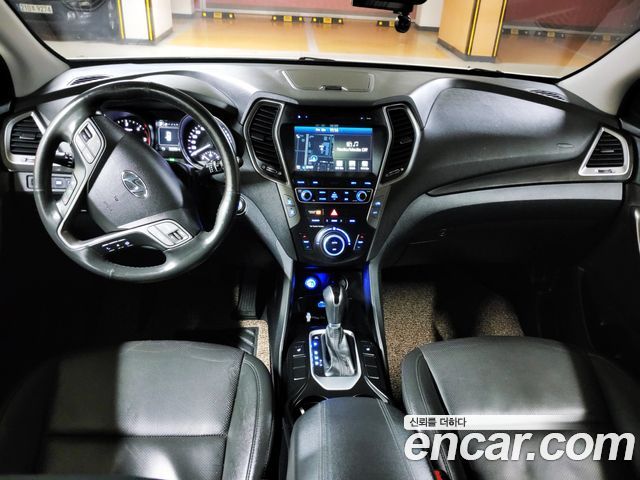 Hyundai Santa Fe 2016 thumb 10