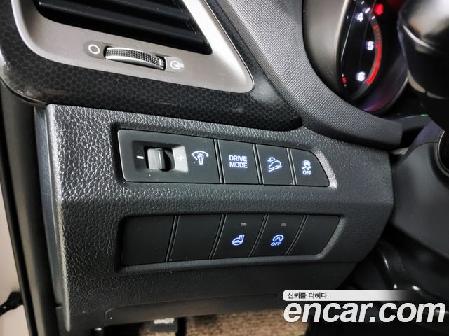 Hyundai Santa Fe 2016 thumb 11