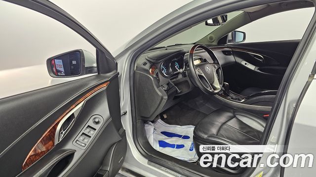 Chevrolet Alpheon 2013 thumb 10