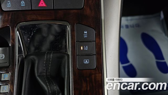 Chevrolet Alpheon 2013 thumb 11
