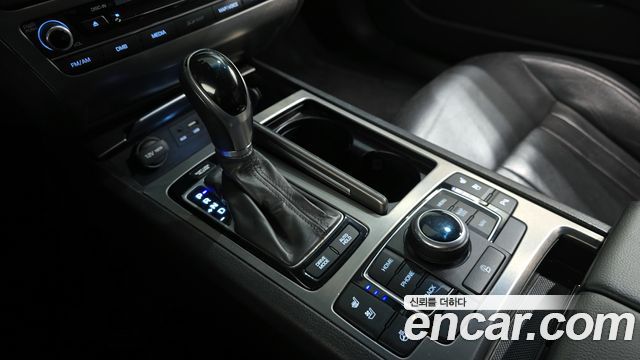 Hyundai Genesis 2015 thumb 10