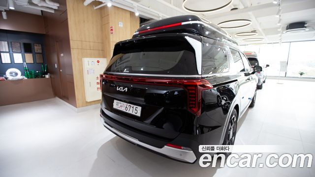 Kia Carnival 2025 thumb 4