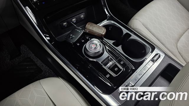 Kia Carnival 2021 thumb 9