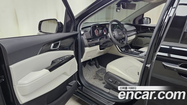 Kia Carnival 2021 thumb 10