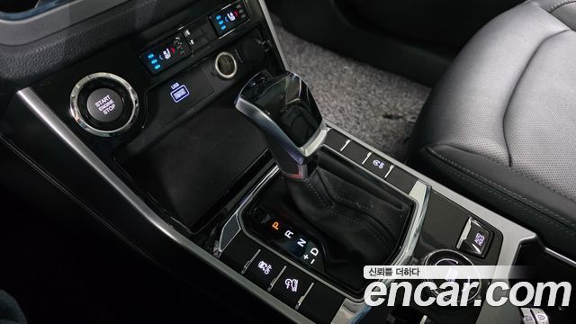 SsangYong Korando 2022 thumb 10