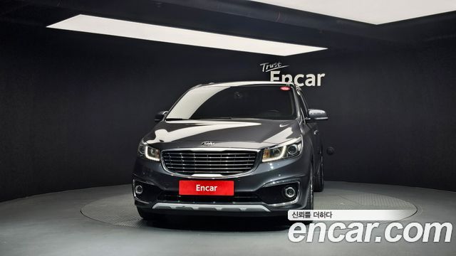 Kia Carnival 2015 thumb 4