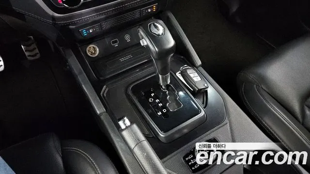 SsangYong Rexton 2020 thumb 9
