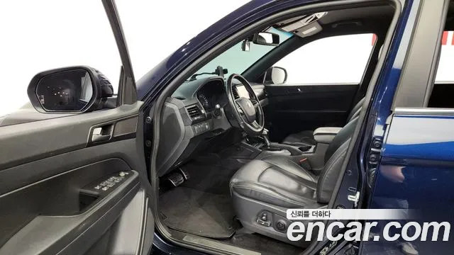 SsangYong Rexton 2020 thumb 10