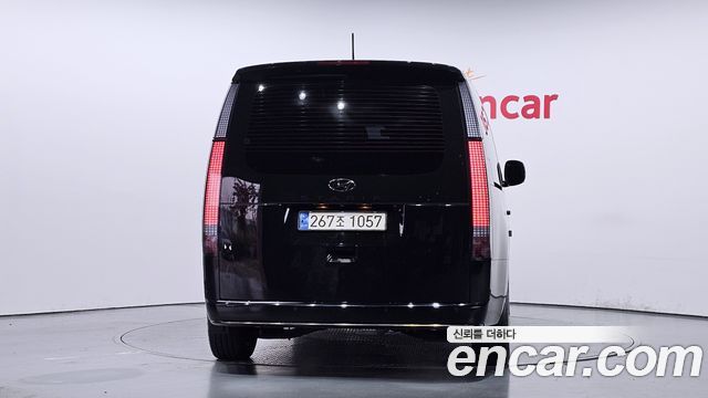 Hyundai Staria 2021 thumb 4