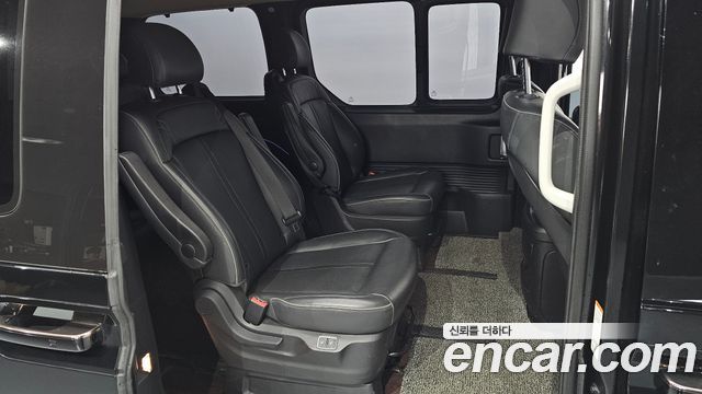 Hyundai Staria 2021 thumb 12