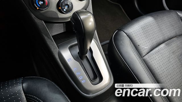 Chevrolet Aveo 2013 thumb 10