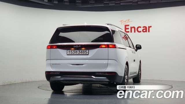 Kia Carnival 2022 thumb 5