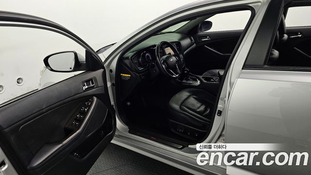 Kia K5 2011 thumb 12