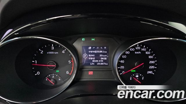Kia Carnival 2016 thumb 9