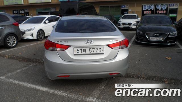 Hyundai Avante 2011 thumb 5