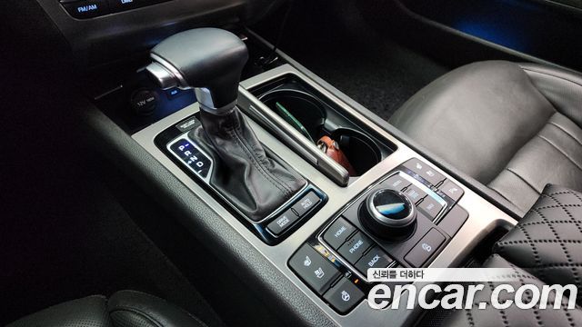 Hyundai Genesis 2015 thumb 10