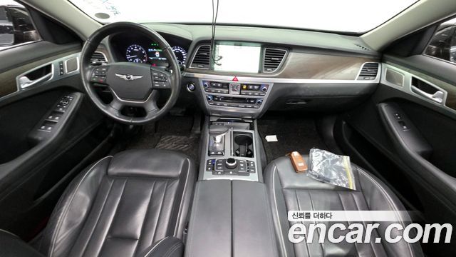 Genesis G80 2017 thumb 7