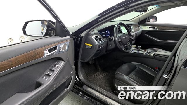 Genesis G80 2017 thumb 10