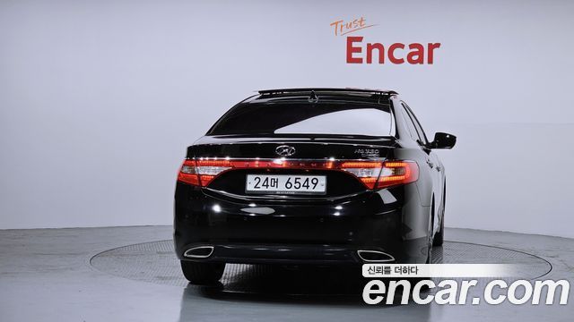Hyundai Grandeur 2013 thumb 5