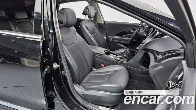 Hyundai Grandeur 2013 thumb 11