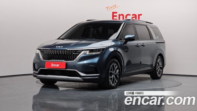 Kia Carnival 2021 thumb 2