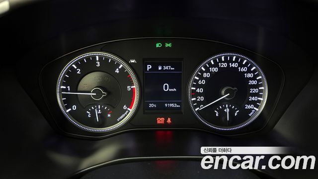 Hyundai Santa Fe 2019 thumb 9