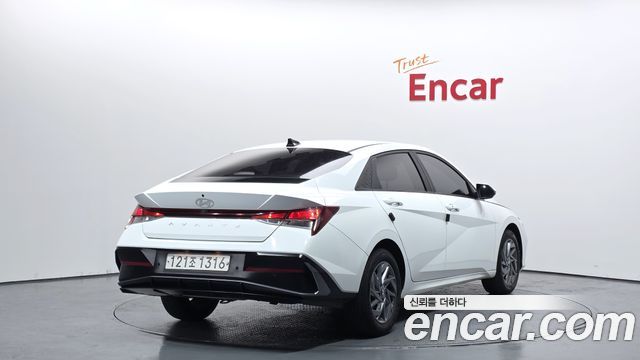 Hyundai Avante 2024 thumb 3