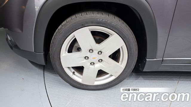 Chevrolet Orlando 2011 thumb 6