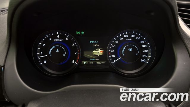 Hyundai Grandeur 2013 thumb 9
