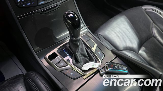 Hyundai Grandeur 2013 thumb 10